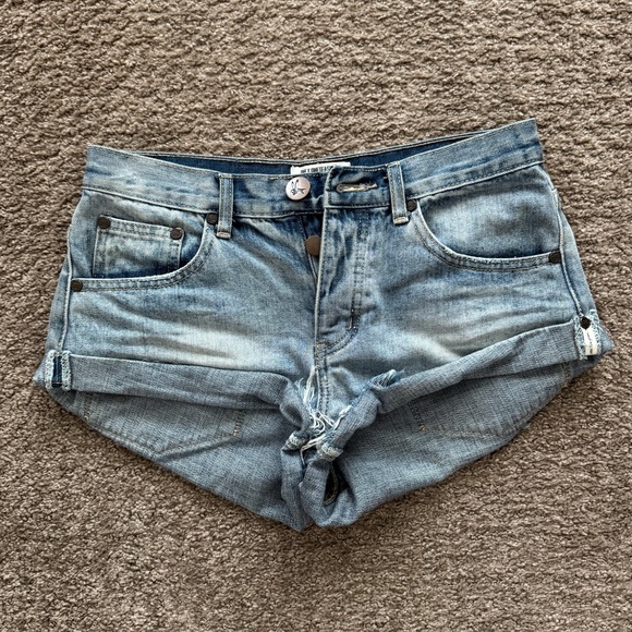One Teaspoon Bandits Low Waist Denim Shorts - Picture 1 of 3